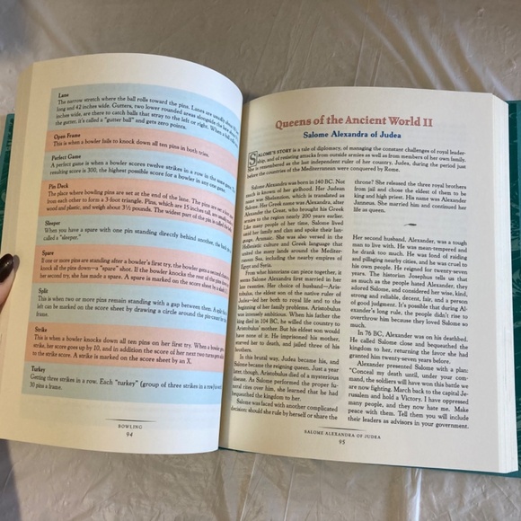 The Daring Book For Girls Hard Back Book Bundle - Picture 7 of 8